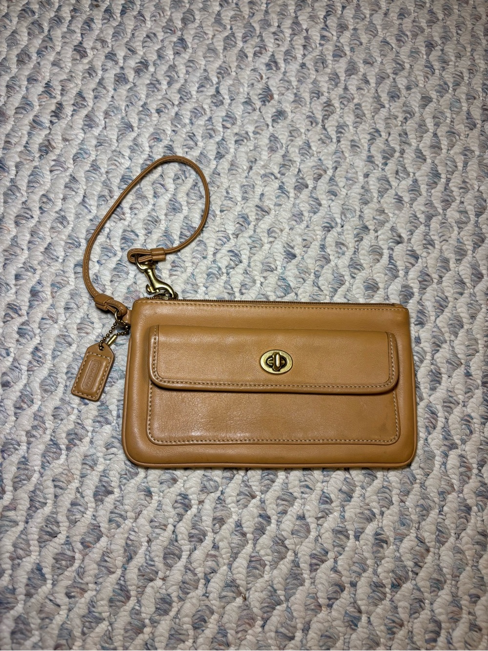 Tan Leather Vintage Coach Wristlet Legacy Clutch with Turn-Lock Closure